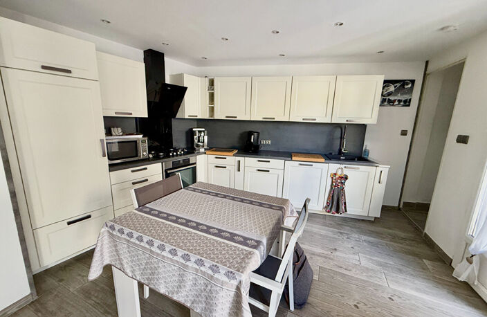Maison Courthezon 5 pièce(s) 110 m2 — photo 3