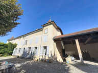 Maison La Cote Saint Andre 10 pièce(s) 380 m2 — photo 3