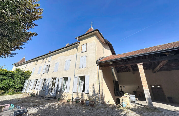 Maison La Cote Saint Andre 10 pièce(s) 380 m2 — photo 3