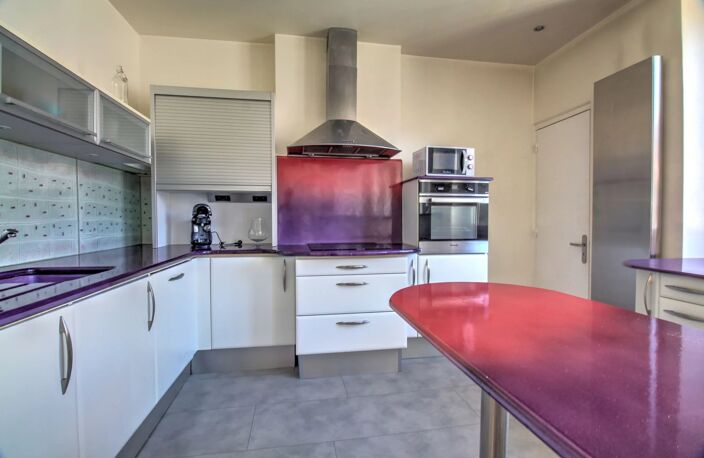Appartement T3 meublé de 72,84m² — photo 3