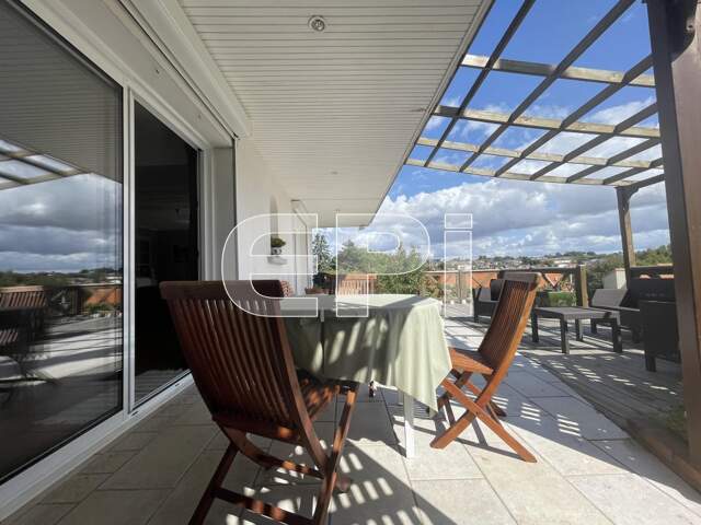6414<br>Maison d'habitation sur 3 niveaux<br>TERRASSE avec VUE s — photo du bien