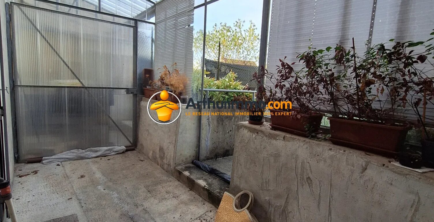 Maison 4 pièces 101 m2, véranda, jardin et dépendance — photo 1