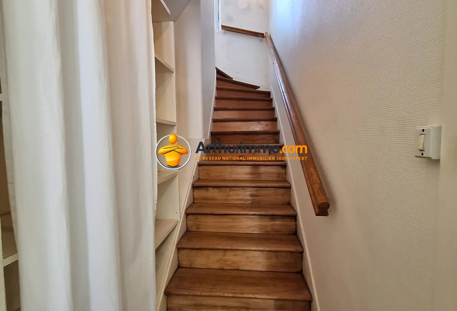 Maison 4 pièces 101 m2, véranda, jardin et dépendance — photo 1