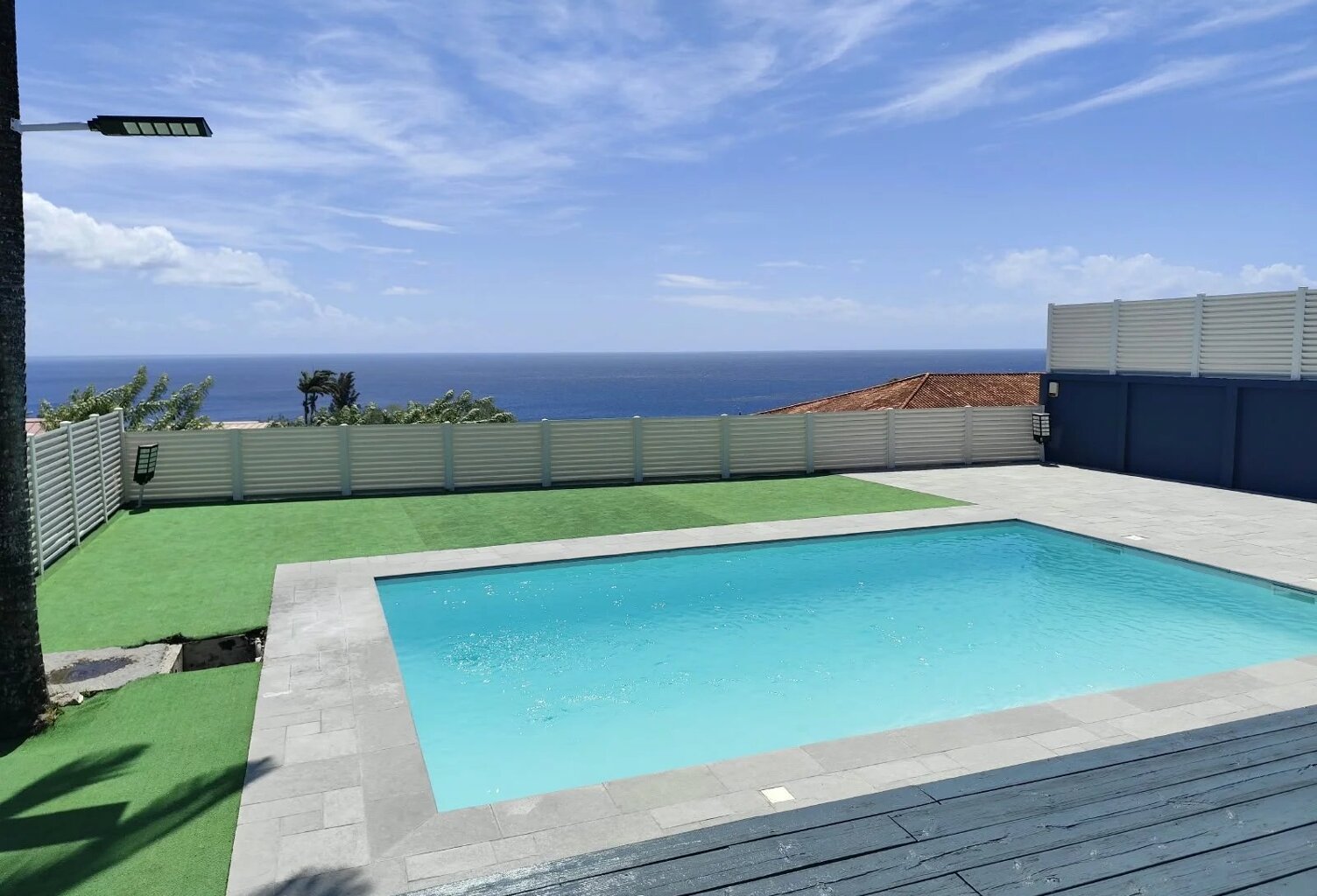 VILLA 4 CHAMBRES AVEC PISCINE  ET VUE MER– SCHOELCHER — photo 1