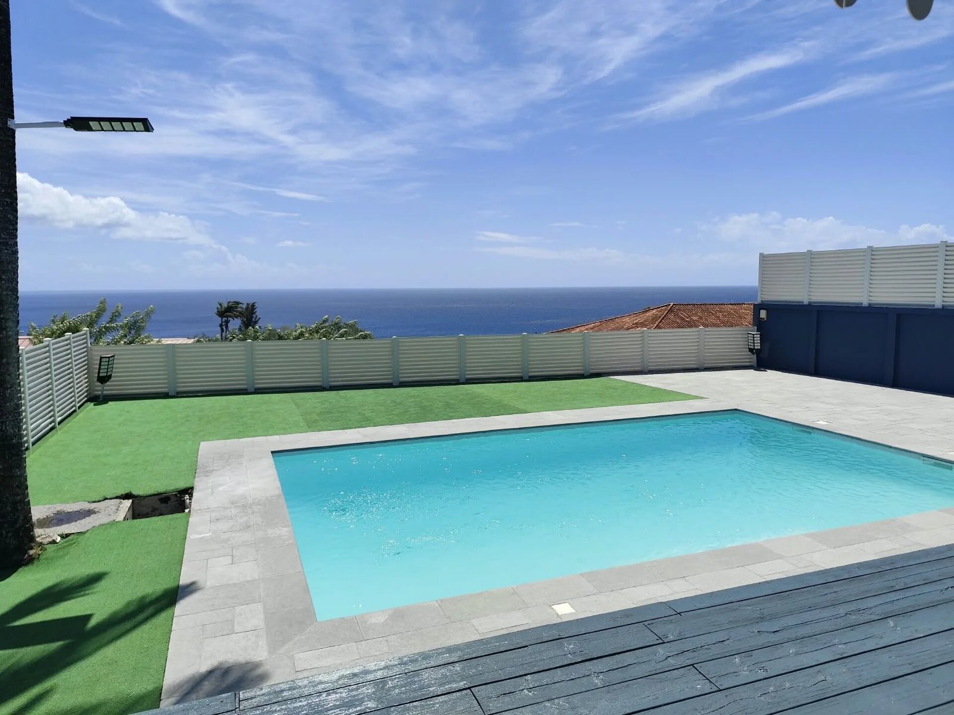 Maison 5 pièces 106 m² · à Schœlcher · 106 m² · 4 000 €/mois