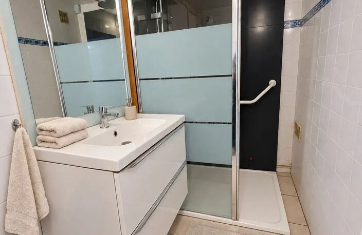 Maison - 3 chambres avec jardin – SAINT-AIGNAN-SUR-ROË — photo 5