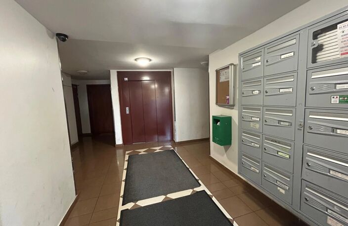 STUDIO PORTE DE PANTIN 19,50 M² — photo 3