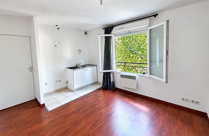 STUDIO PORTE DE PANTIN 19,50 M² — photo 4
