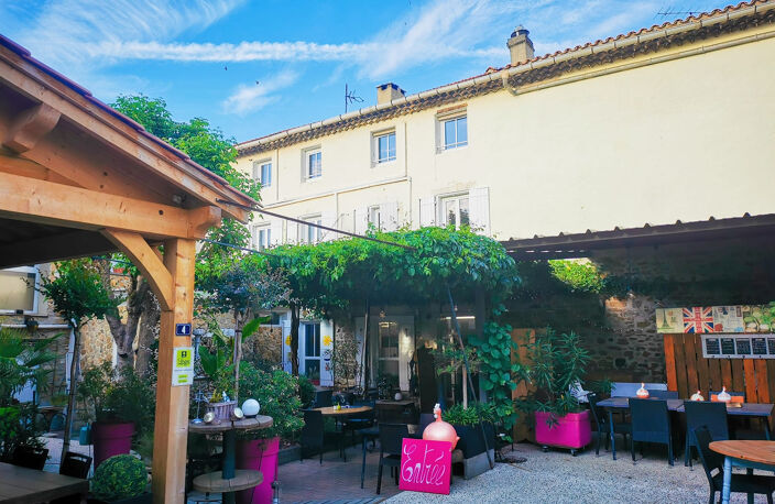 Hôtel-Restaurant (murs et fonds) — photo 2