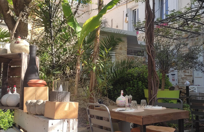Hôtel-Restaurant (murs et fonds) — photo 3