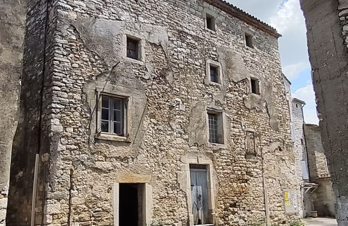Maison de village à rénover — photo 3