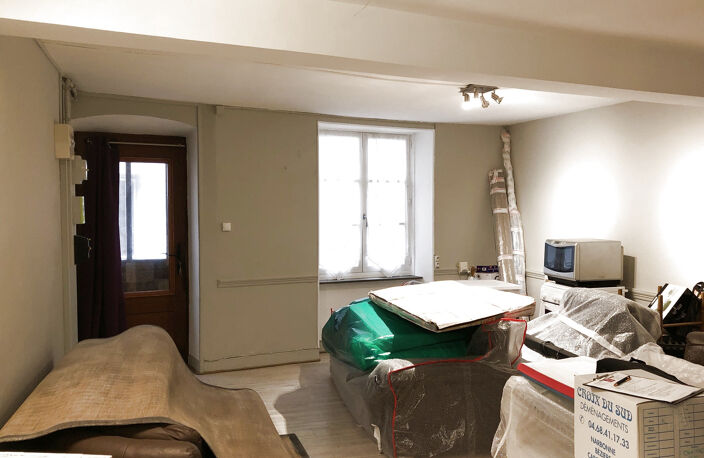 GRANDE MAISON DE VILLAGE à MONTOLIEU — photo 5