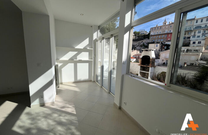 Location Vallon des Auffes : Type 3 non meublé 75m2 avec terrasse de 28m2 — photo 3