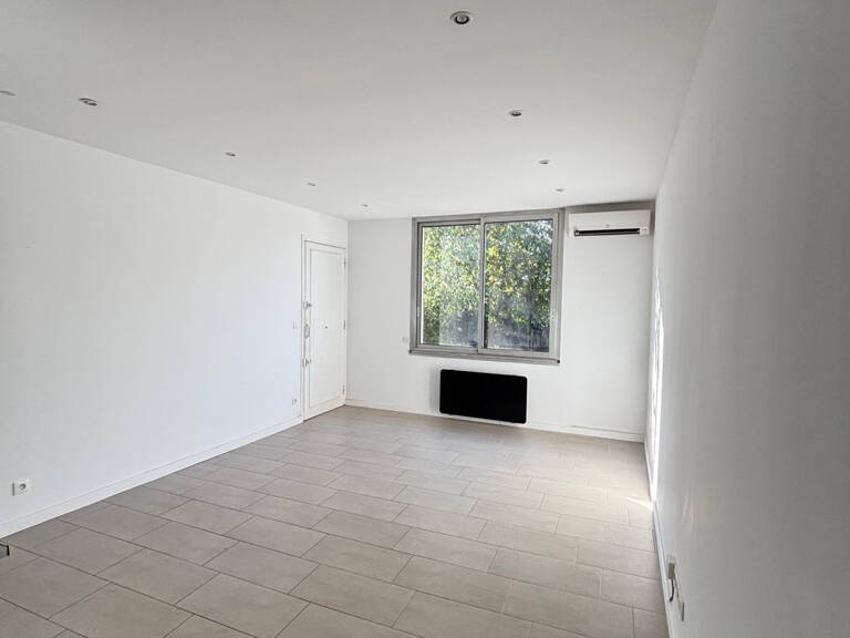 Location Maison Marseille 9ème — photo 1