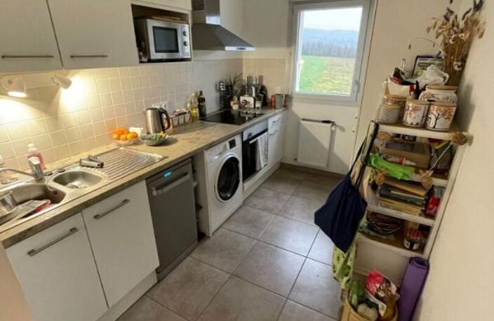 GEX : T3 NON MEUBLÉ — photo 3