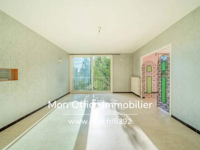 Référence : 6392-MCO - Appartement 4 pièces dernier étage dans une résidence fermée et sécurisée — photo du bien