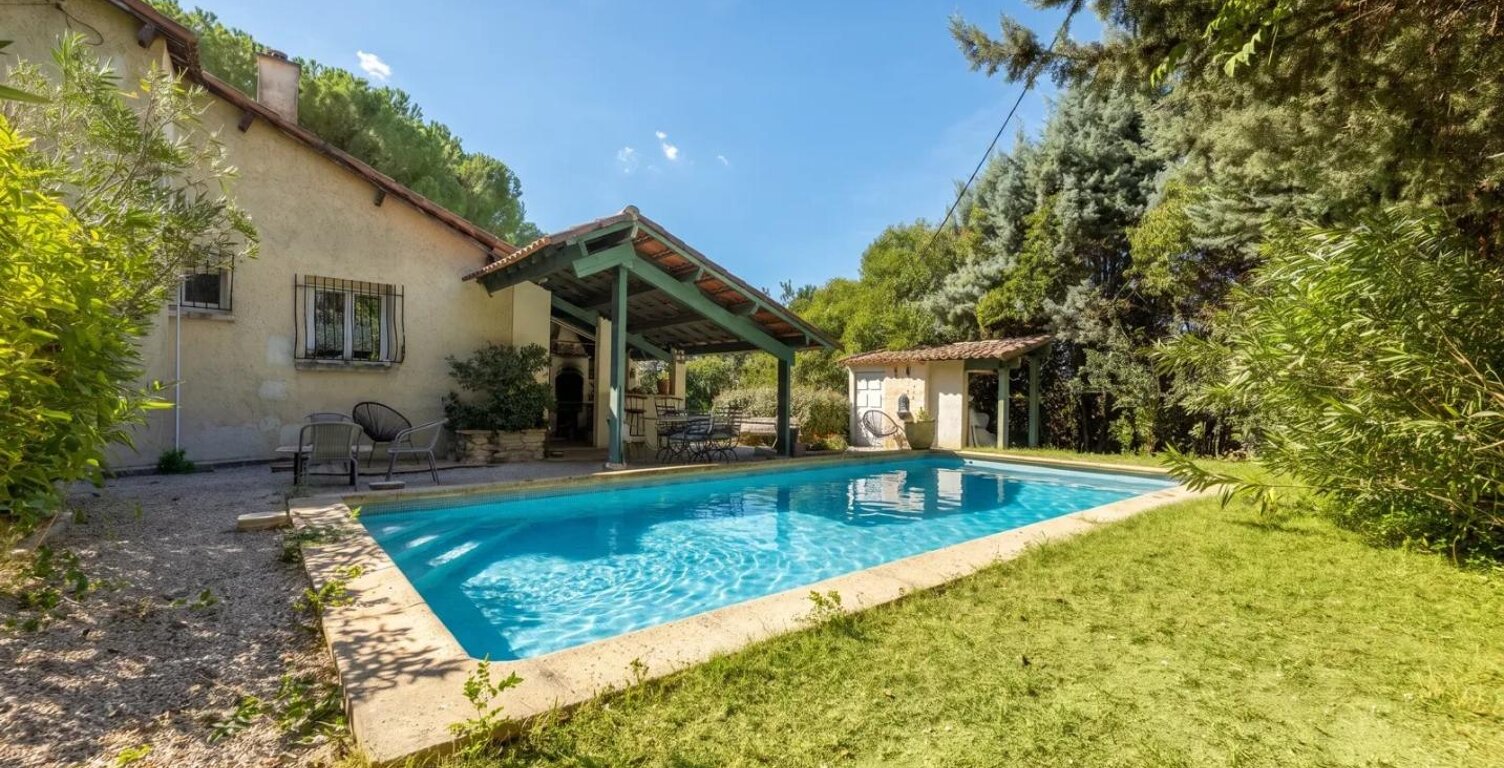 Référence : 7359-NFI - Maison à rénover, piscine, calme — photo 1