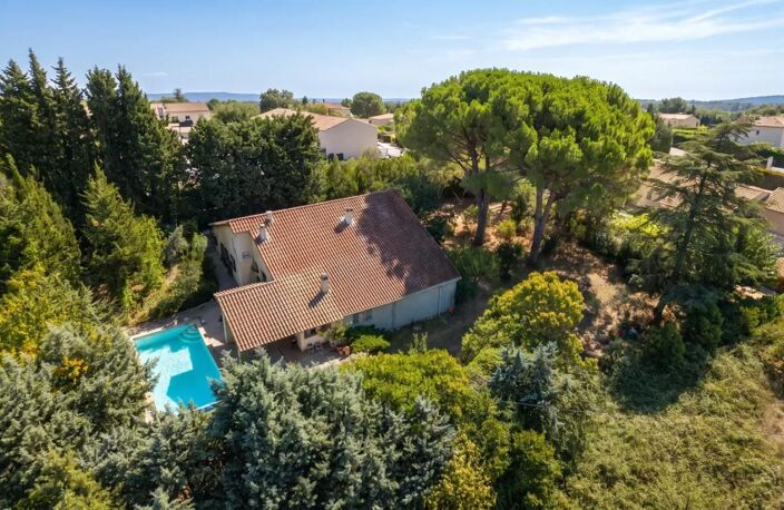 Référence : 7359-NFI - Maison à rénover, piscine, calme — photo 2