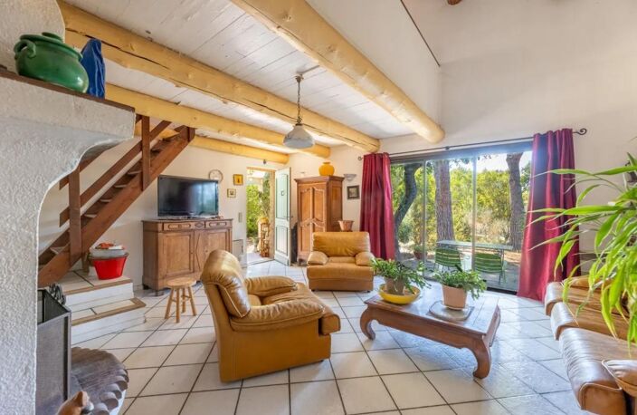 Référence : 7359-NFI - Maison à rénover, piscine, calme — photo 5