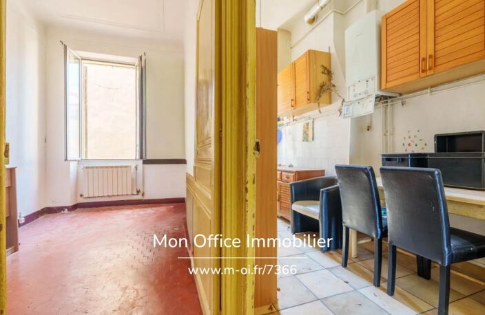 Référence : 7366-NGU - EXCLUSIVITE - T3 Traversant - Place de la Joliette — photo 3