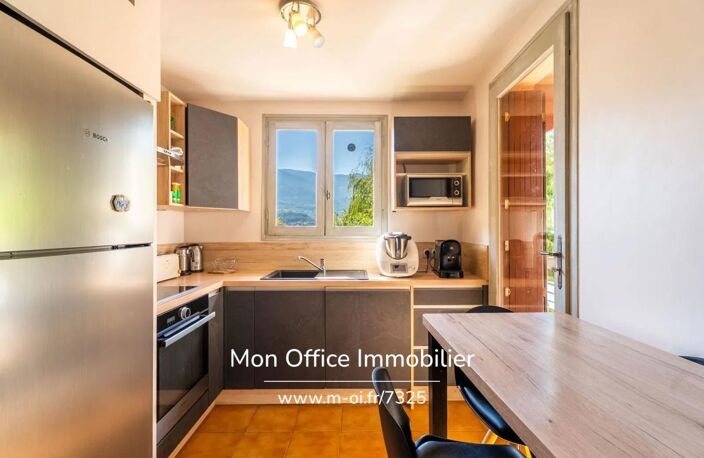 Référence : 7325-MTE - Duplex de type 4 de 100 m² - deux balcons- centre ville — photo 3