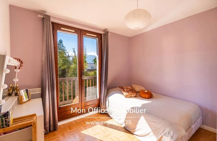 Référence : 7325-MTE - Duplex de type 4 de 100 m² - deux balcons- centre ville — photo 5