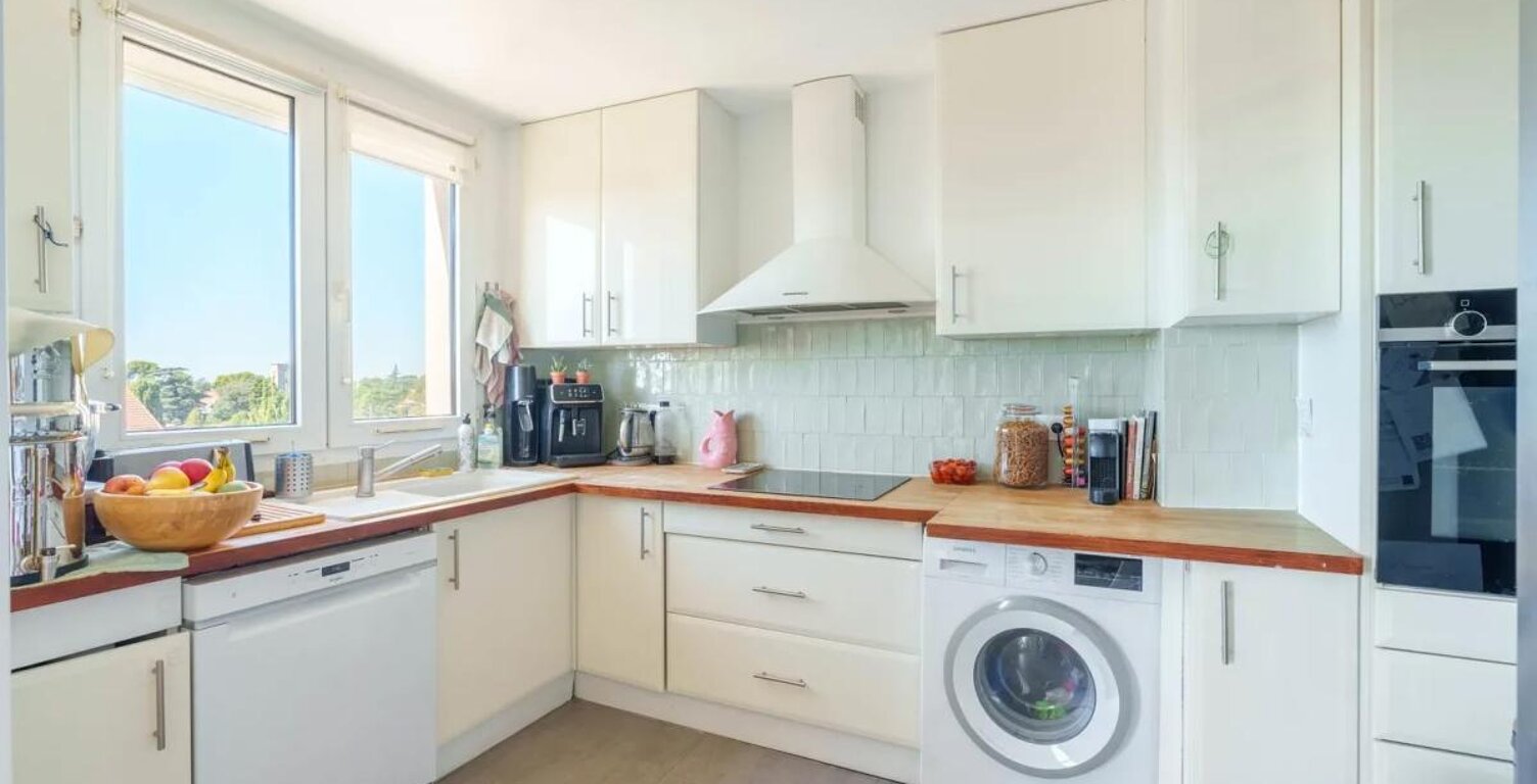 Référence : 7330-NZW - Appartement 4 pièces - balcons, dernier étage, vue dégagée — photo 1