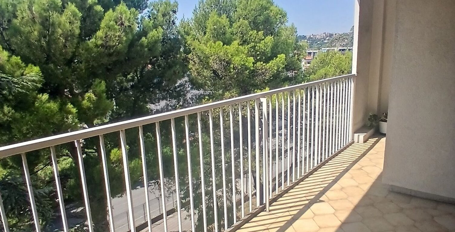 E3477C028LTrès bon rapport qualité prix Appartement de 79.13 — photo 1