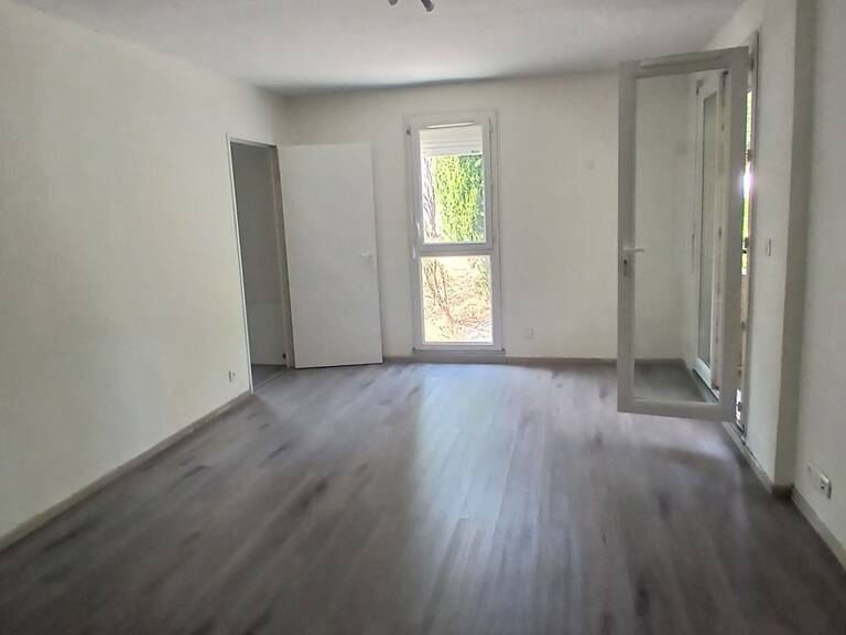 E00620041L T4 AVEC TERRASSE DANS PETITE RESIDENCE A TAILLE HUMAINE — photo 1