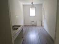 E00620041L T4 AVEC TERRASSE DANS PETITE RESIDENCE A TAILLE HUMAINE — photo 4