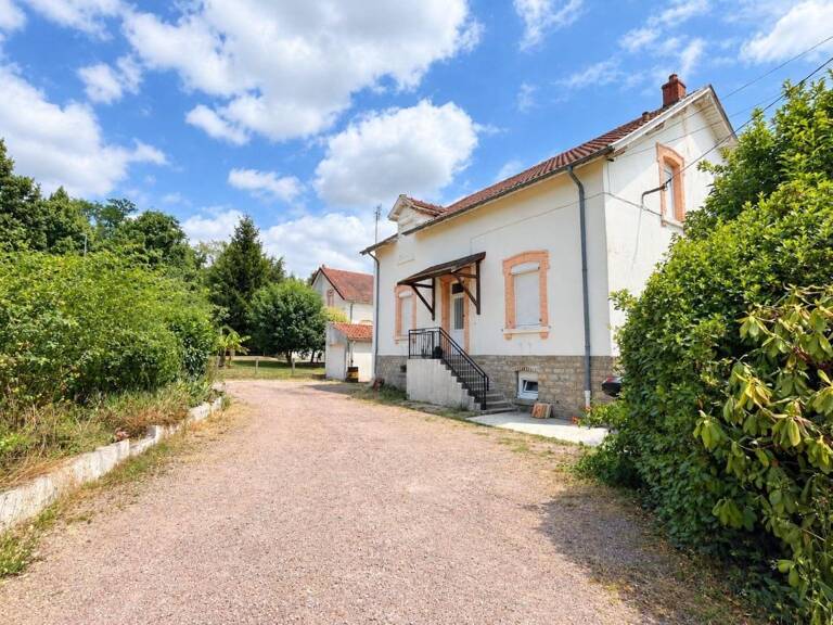 MAISON MITOYENNE 3 PIÈCES - 90 M² AVEC JARDIN DE 735 M² À MONTCEAU LES MINES — photo 1