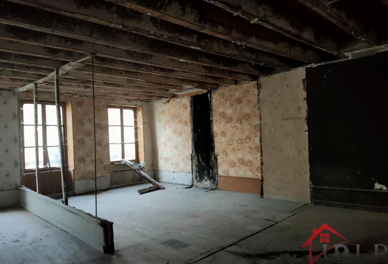 Immeuble de caractère à rénover   Hyper-centre de Bourbonne- — photo 1