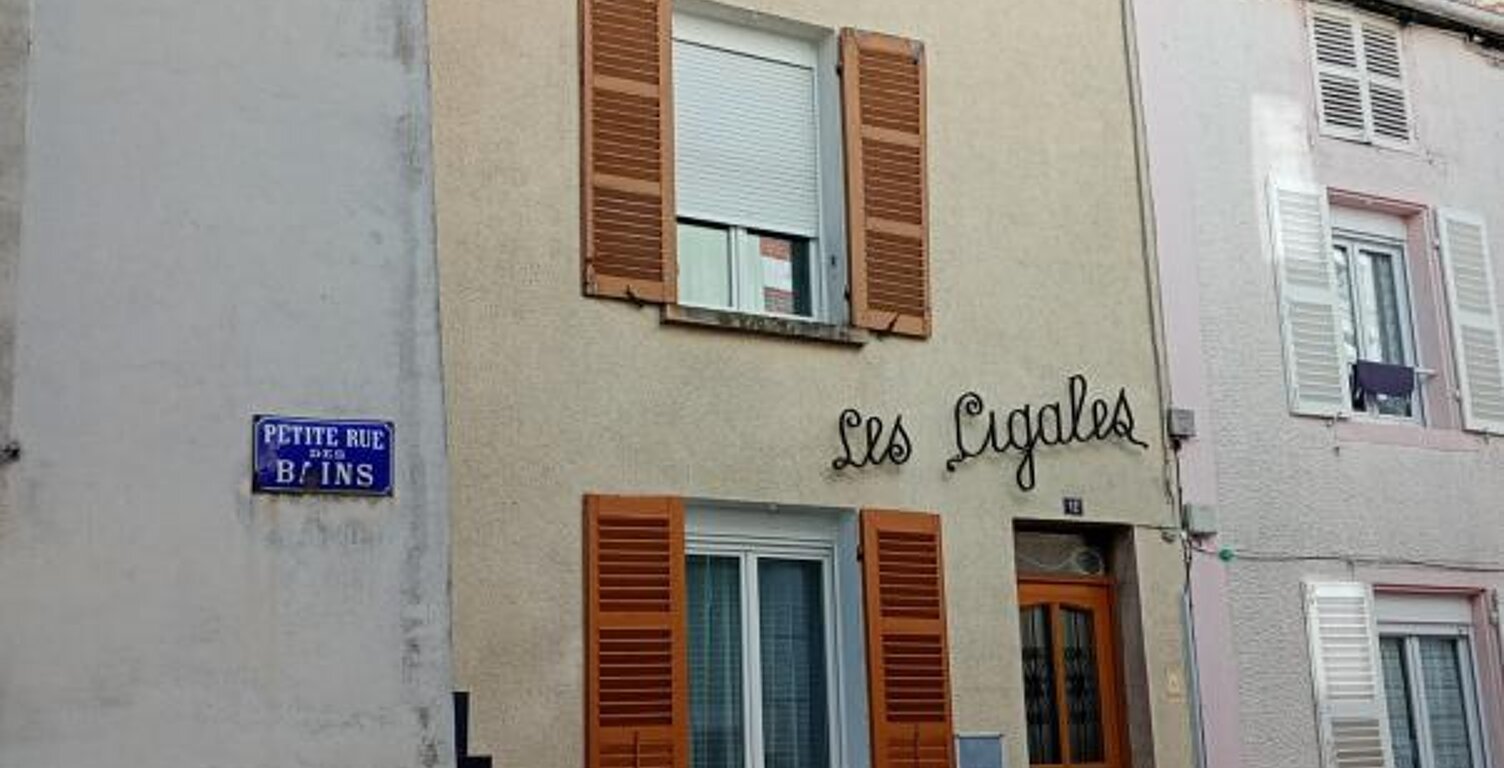 immeuble de type f7 de 146 m2 habitables de 7 studios avec c — photo 1