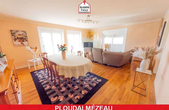 FINISTERE - Ploudalmézeau (29830) - A VENDRE - APPARTEMENT T5 133M² - 4 CHAMBRES - DALLE BETON - SEUL A L'ETAGE - GARAGE - BEAU POTENTIEL — photo 2