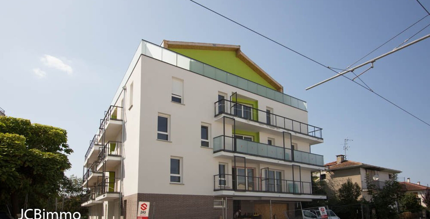 BLAGNAC T2 39 M2 BALCON PKG — photo 1