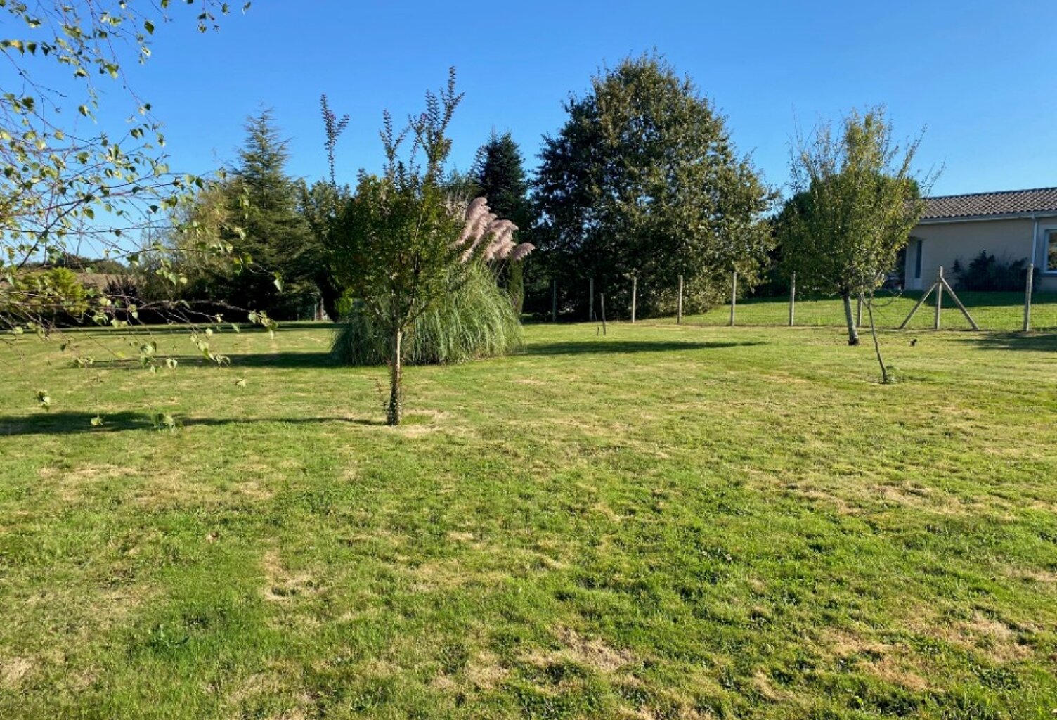 Terrain à bâtir à Saint-Caprais-de-Bordeaux (33880) — photo 1