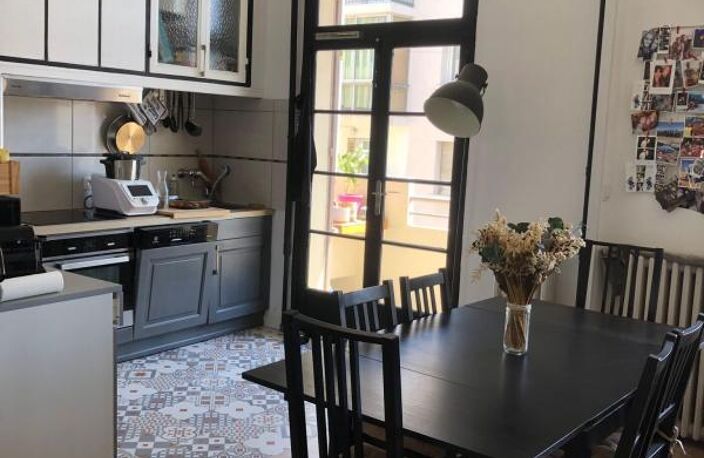 Appartement À Louer — photo 2