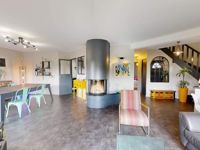 Maison T6 à vendre à La Primaube — photo du bien