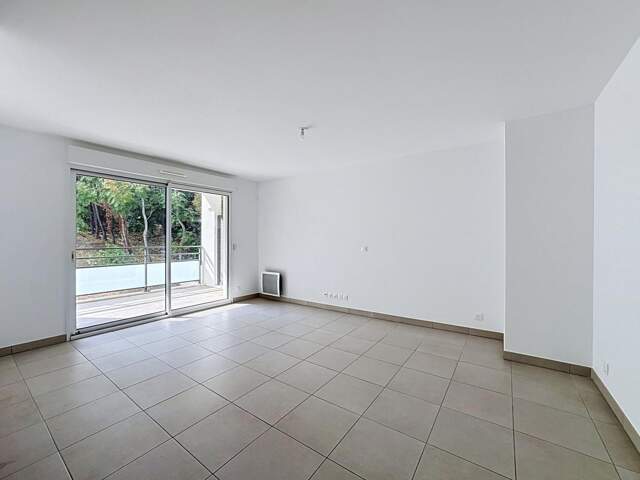 APPARTEMENT 3 PIECES VIDE - 107 Chemin du Val Fleuri, Domaine du Val - 06 800 CAGNES SUR MER — photo du bien