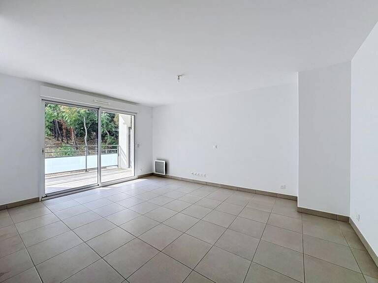 APPARTEMENT 3 PIECES VIDE - 107 Chemin du Val Fleuri, Domaine du Val - 06 800 CAGNES SUR MER — photo 1