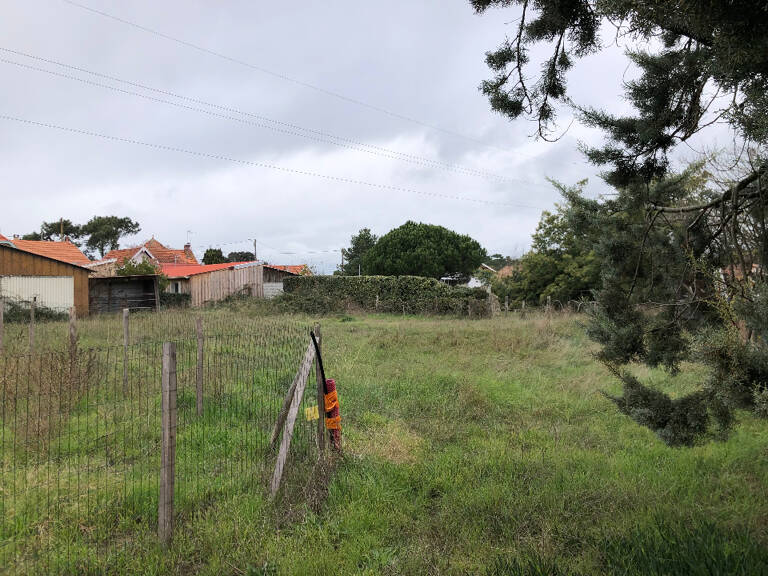 Terrain à bâtir à Soulac-sur-Mer (33780) — photo 1