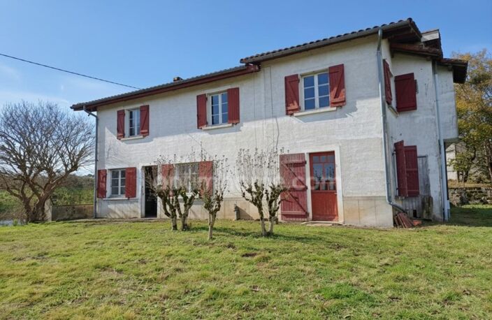 Grande maison avec trois logements — photo 2