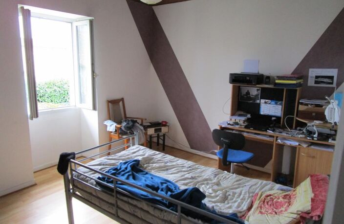 INVESTISSEMENT LOCATIF - MAISON COMPRENANT DEUX LOGEMENTS (98 M² & 66 m²) Locataires en place — photo 4