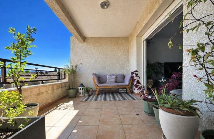 CAVAILLON (84) | Superbe T3 de 61 m² avec terrasse couverte + stationnement privatif en petite résidence fermée — photo 2