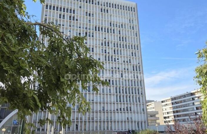 Sarcelles - Paul Valéry - 1er étage - F5 / 3 Chambres - 106 m2 -  178 000 € FAI — photo 2