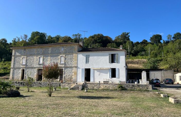 Maison en pierre 309 m² SAINT JEAN DE BLAIGNAC (33) — photo 4