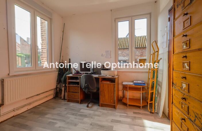 BAZUEL 59360 - Longère individuelle à conforter avec grange, dépendances & jardin clos sur 810m² — photo 5