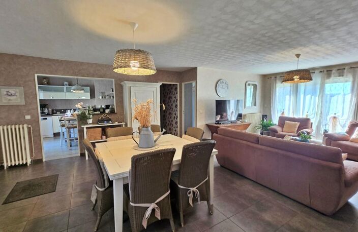Pavillon contemporain 6p avec Garage double et Grand jardin - Environnement campagne — photo 2