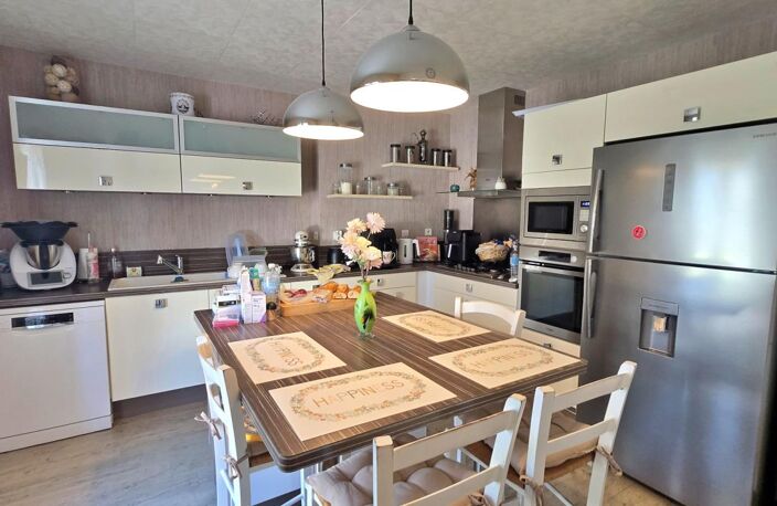 Pavillon contemporain 6p avec Garage double et Grand jardin - Environnement campagne — photo 3