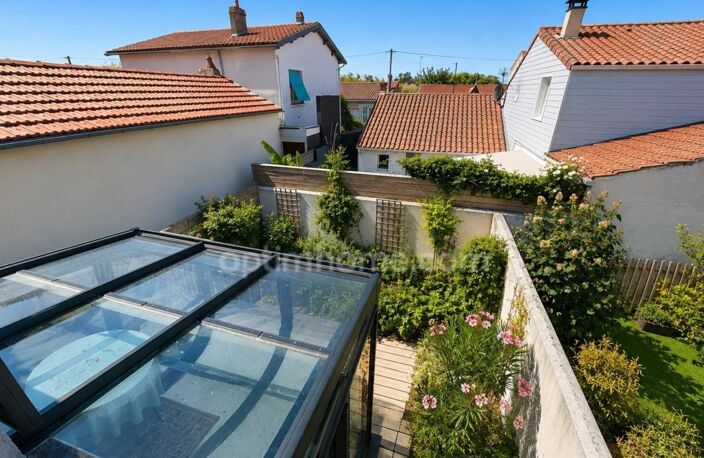 Maison 3 chambres avec jardin et véranda LA ROCHELLE (17) — photo 2